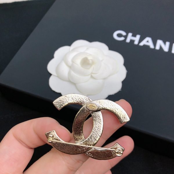 1 chanel brooch 2799 19