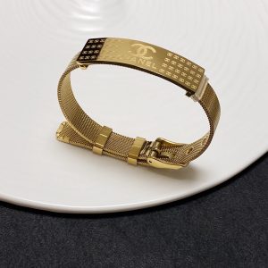 12 hadid chanel bracelet 2799 13