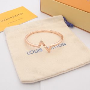 3-Combine List Of Louis Vuitton Volt Upside Down Bracelets Earrings And Necklace   2799