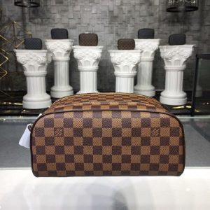 4 louis vuitton king size toiletry damier ebene canvas for women womens bags travel bags 11in28cm lv n47527 9988