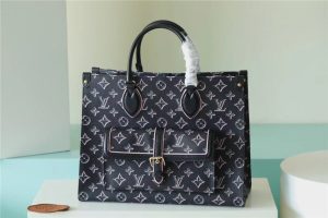 9 louis vuitton onthego mm monogram canvas black for women womens handbags shoulder and crossbody bags 138in35cm lv m46154 9988