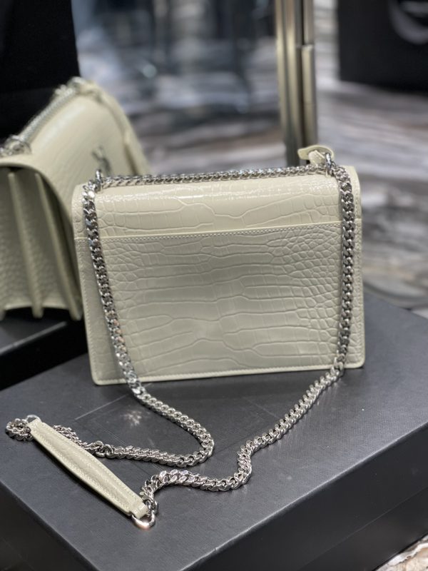 7 saint laurent sunset medium chain bag for women 86in22cm white ysl 442906dnd0n9207 9988