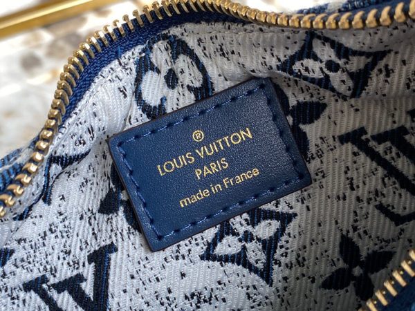 14 louis vuitton loop since 1854 jacquard navy blue by nicolas ghesquire for cruise show womens handbags 91in23cm lv m81166 9988