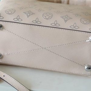 5 louis vuitton why knot mm mahina beige for women womens handbags shoulder and crossbody bags 134in34cm lv 9988