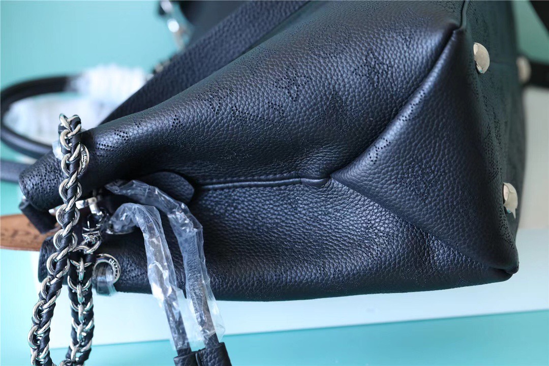 louis vuitton bella tote mahina black for women womens handbags shoulder and crossbody bags 126in32cm lv m59200 9988