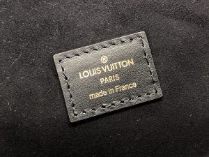 louis vuitton pochette metis monogram empreinte black for spring womens handbags shoulder and crossbody bags 98in25cm lv m46028 9988