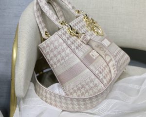 2 christian dior medium lady dlite bag houndstooth embroidery pinkwhite for women womens handbags WOMEN shoulder bags WOMEN crossbody bags WOMEN 24cm cd 9988