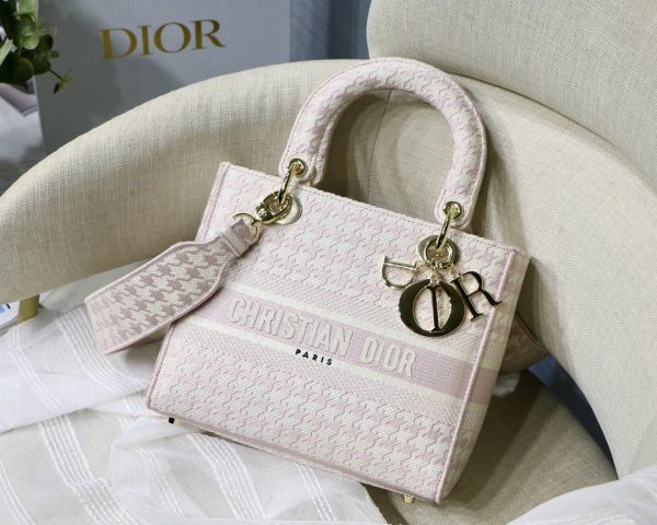 11 christian dior medium lady dlite bag houndstooth embroidery pinkwhite for women womens handbags WOMEN shoulder bags WOMEN crossbody bags WOMEN 24cm cd 9988