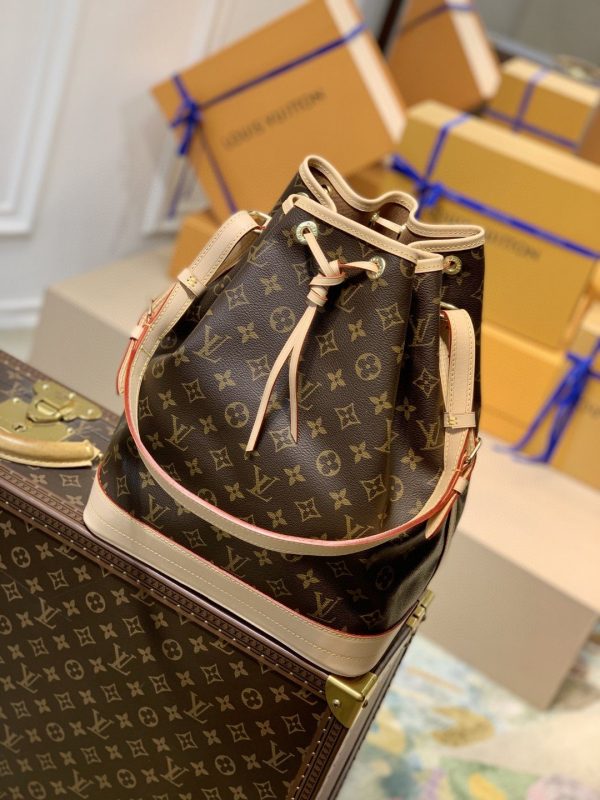 4 louis vuitton no bucket bag monogram canvas for women womens handbags shoulder bags 134in36cm lv m42224 9988