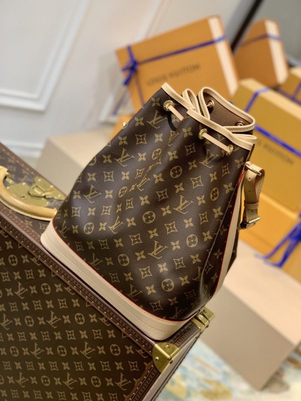 8 louis vuitton no bucket bag monogram canvas for women womens handbags shoulder bags 134in36cm lv m42224 9988