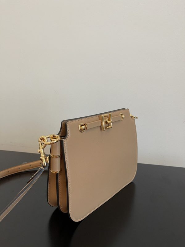 7 fendi touch beige bag for woman 19cm75in 9988