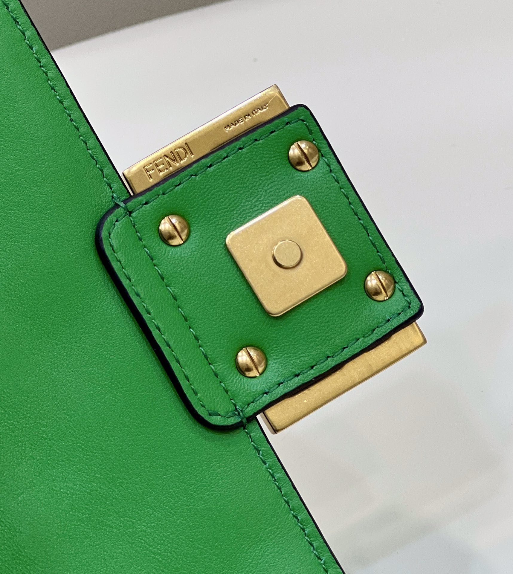 fendi baguette green for women womens handbags shoulder and crossbody bags 75in19cm ff 8bs017 9988
