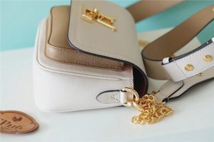 3-Louis Vuitton Lockme Tender White For Women Womens Handbags Shoulder And Crossbody Bags 7.5In19cm Lv   9988
