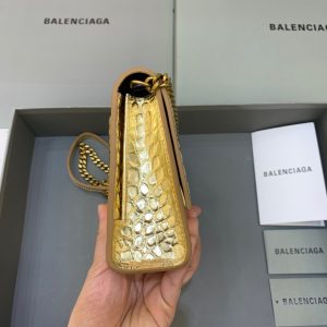 2 balenciaga hourglass wallet on chain in gold for women womens Bags Outline 9in23cm 9988