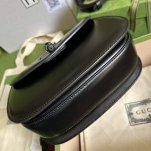 Gucci Leather pouch with Gucci logo