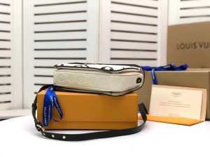 2-Louis Vuitton Lv Crafty Pochette Metis Monogram Empreinte Creme For Women Womens Handbags Shoulder And Crossbody Bags 9.8In25cm Lv M45384   9988