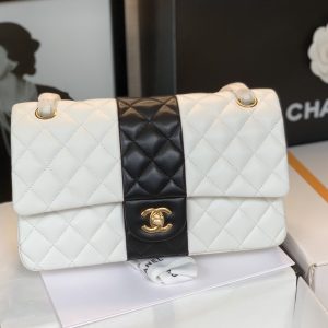 Тональные флюиды Chanel