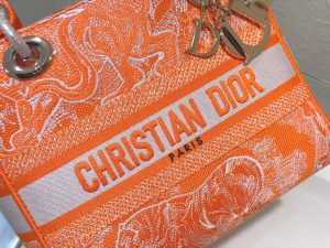 christian dior medium lady dlite bag energy orange for women womens handbags 24cm95in cd m0565Square m057 9988