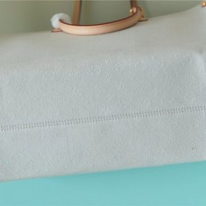 1 louis vuitton onthego gm monogram giant and raffia white pink for women womens handbags shoulder and crossbody bags 41cm161in lv 9988