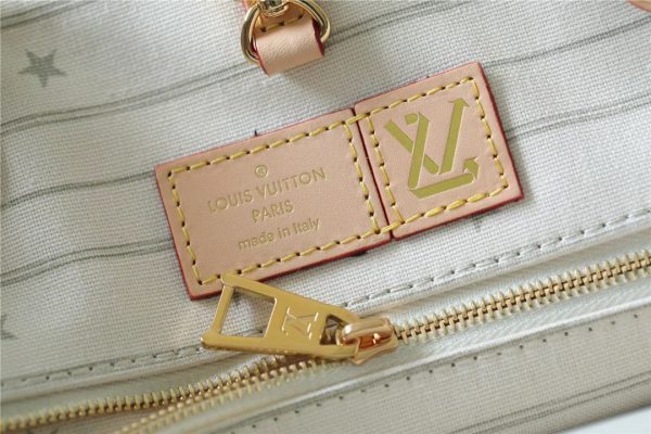 10 louis vuitton onthego gm monogram giant and raffia white pink for women womens handbags shoulder and crossbody bags 41cm161in lv 9988