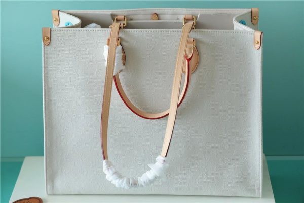 13 louis vuitton onthego gm monogram giant and raffia white pink for women womens handbags shoulder and crossbody bags 41cm161in lv 9988