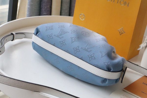 13 louis vuitton scala mini pouch mahina gradient blue for women womens bags shoulder and crossbody bags 91in23cm lv m80497 9988