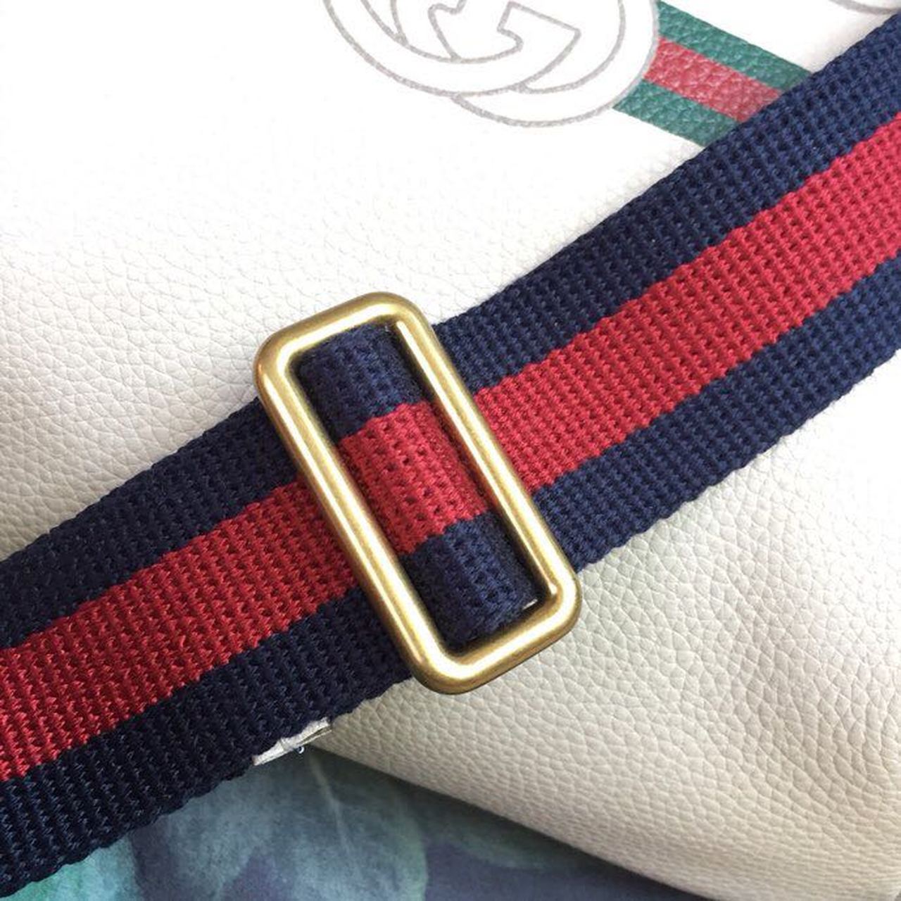 Gucci bag red white blue strap deals