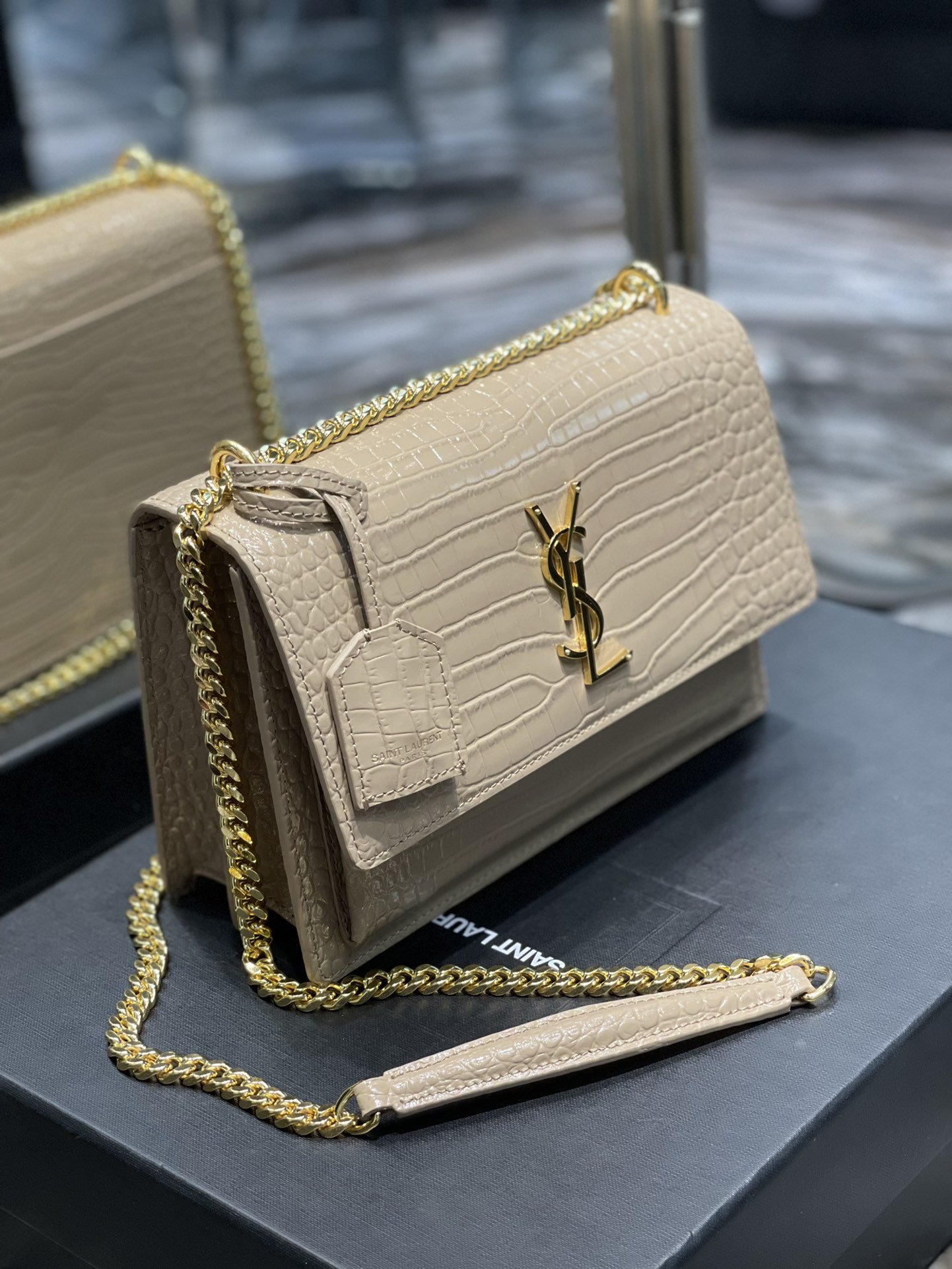 Saint Laurent Sunset Medium Chain Bag For Women 8.6In22cm