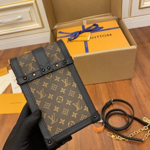 3 louis vuitton pochette trunk verticale monogram canvas black for women womens chain wallet 69in18cm lv m63913 9988