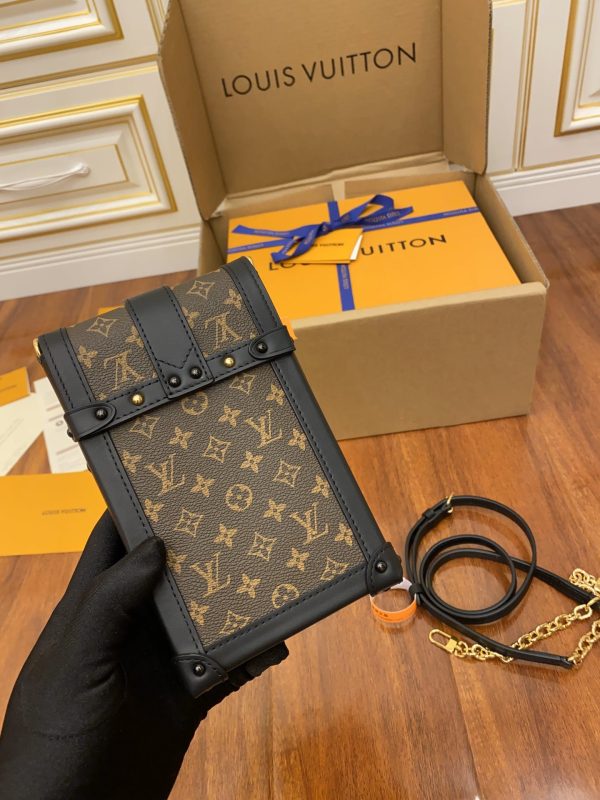 3 louis vuitton pochette trunk verticale monogram canvas black for women womens chain wallet 69in18cm lv m63913 9988