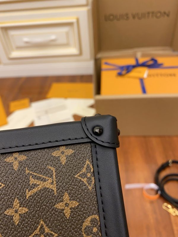 6 louis vuitton pochette trunk verticale monogram canvas black for women womens chain wallet 69in18cm lv m63913 9988