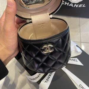 chanel small vanity case 16cm black for women as3210 9988