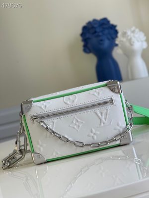 4-Louis Vuitton Mini Soft Trunk White For Women Womens Bags Shoulder And Crossbody Bags 7.1In18cm Lv   9988