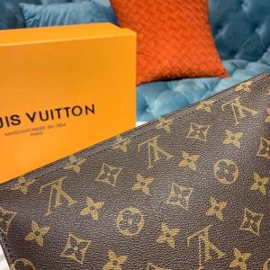 1-Louis Vuitton Toiletry Pouch On Chain Monogram Canvas For Women Womens Wallet 9.8In25cm Lv M81412   9988