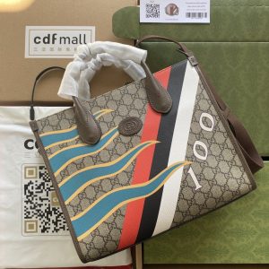 4-Gucci Medium Tote With Geometric Print Beige And Ebony Gg Supreme Canvas With Geometric And Web Print For Women 14.8In37.5Cm Gg 674148 Uqhhg 8678   9988