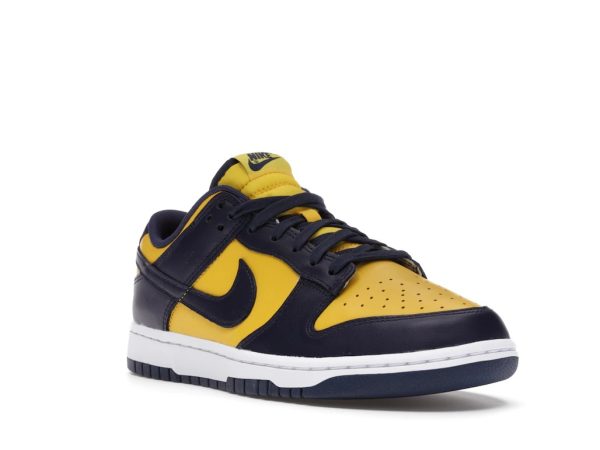 3 nike dunk low michigan 2021 9988 1