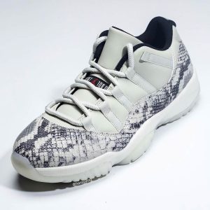 Air jordan xi snakeskin online