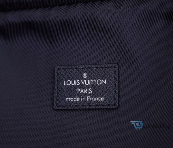 louis vuitton avenue sling bag taiga black for men mens bags messenger and crossbody bags 122in31cm lv m30443 2799 buzzbify 1 33