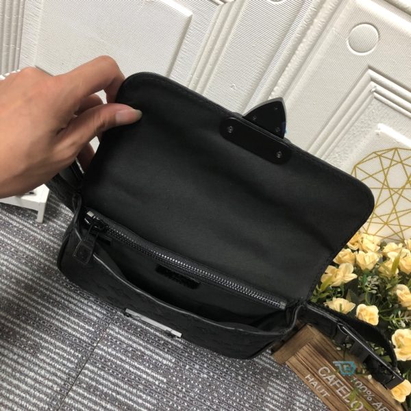 Louis Vuitton S Lock Sling Bag Black For Men Mens Bags 8.3In21cm Lv M58487   2799