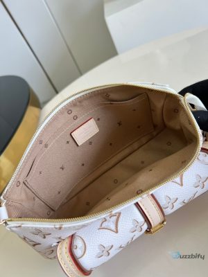 Louis Vuitton Maxi Multi Pochette Accessoires Handbag White For Women Womens Handbags Shoulder Bags And Crossbody Bags 9.3In27cm Lv M20920   2799