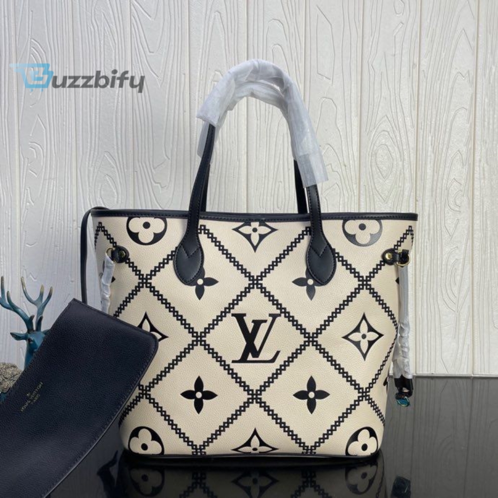 Louis Vuitton OnTheGo MM Monogram And Monogram Reverse Canvas For Women, Women’s Handbags, Shoulder Bags 13.8in/35cm LV M45321