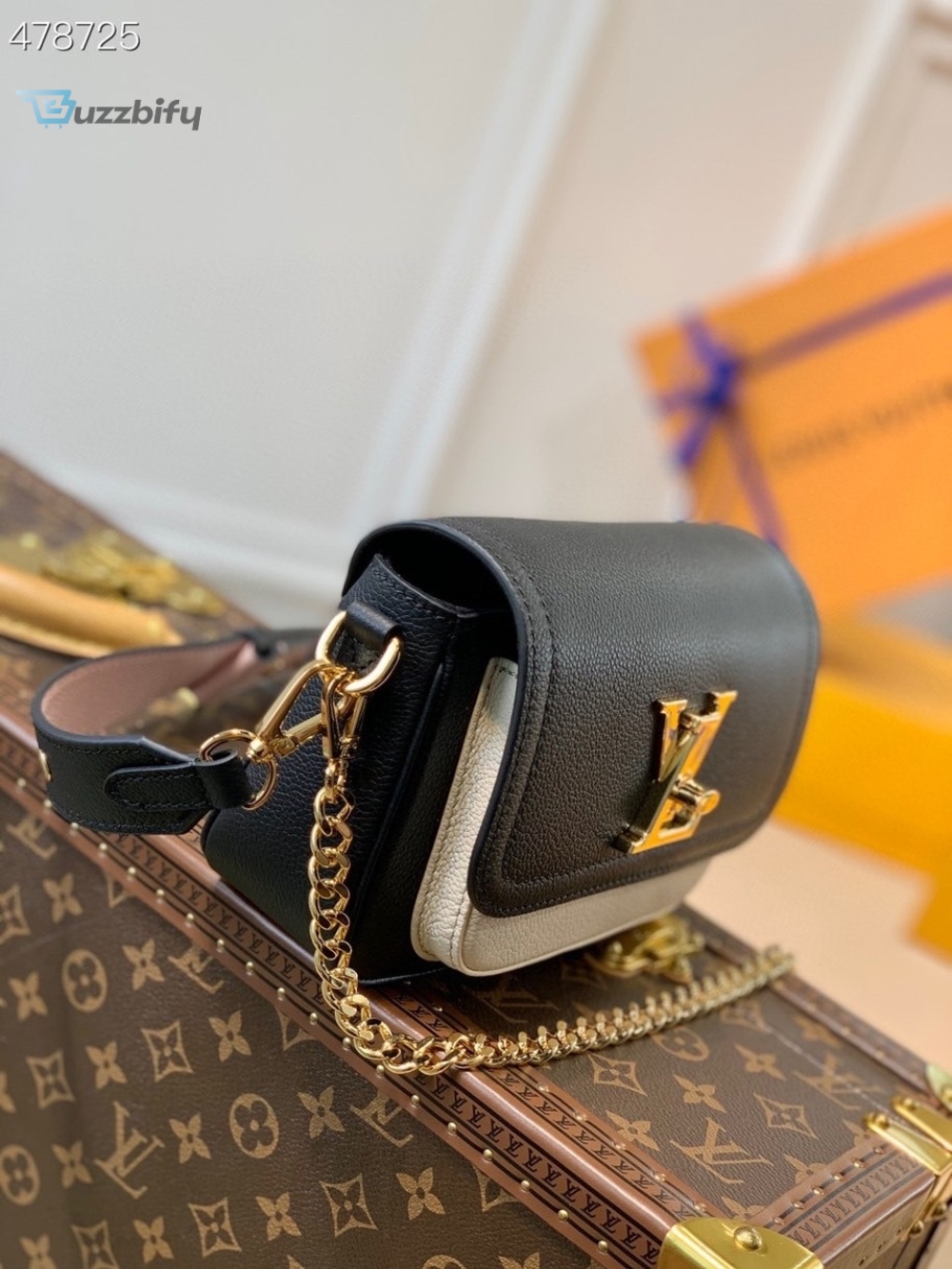 Louis Vuitton Lockme Tender Black For Women Womens Handbags Shoulder And Crossbody Bags 7.5In19cm M58557