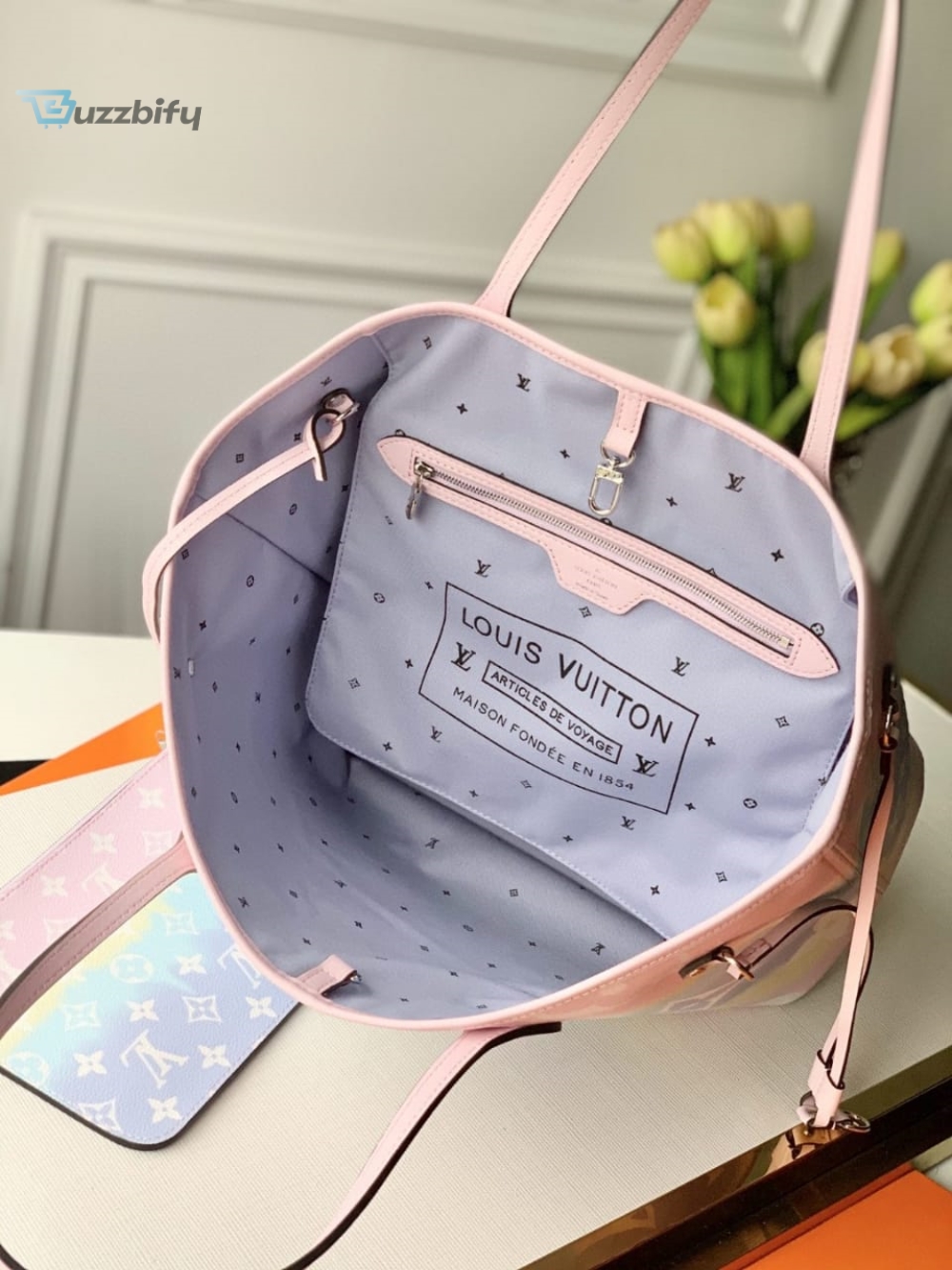 Louis Vuitton Neverfull MM Tote Bag Monogram Canvas For LV Escale Collection, Women’s Handbags, Shoulder Bags 12.2in/31cm LV M45270
