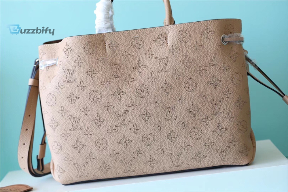 Louis Vuitton Bella Tote Mahina Coquille For Women, Women’s Handbags, Shoulder And Crossbody Bags 12.6in/32cm LV 
