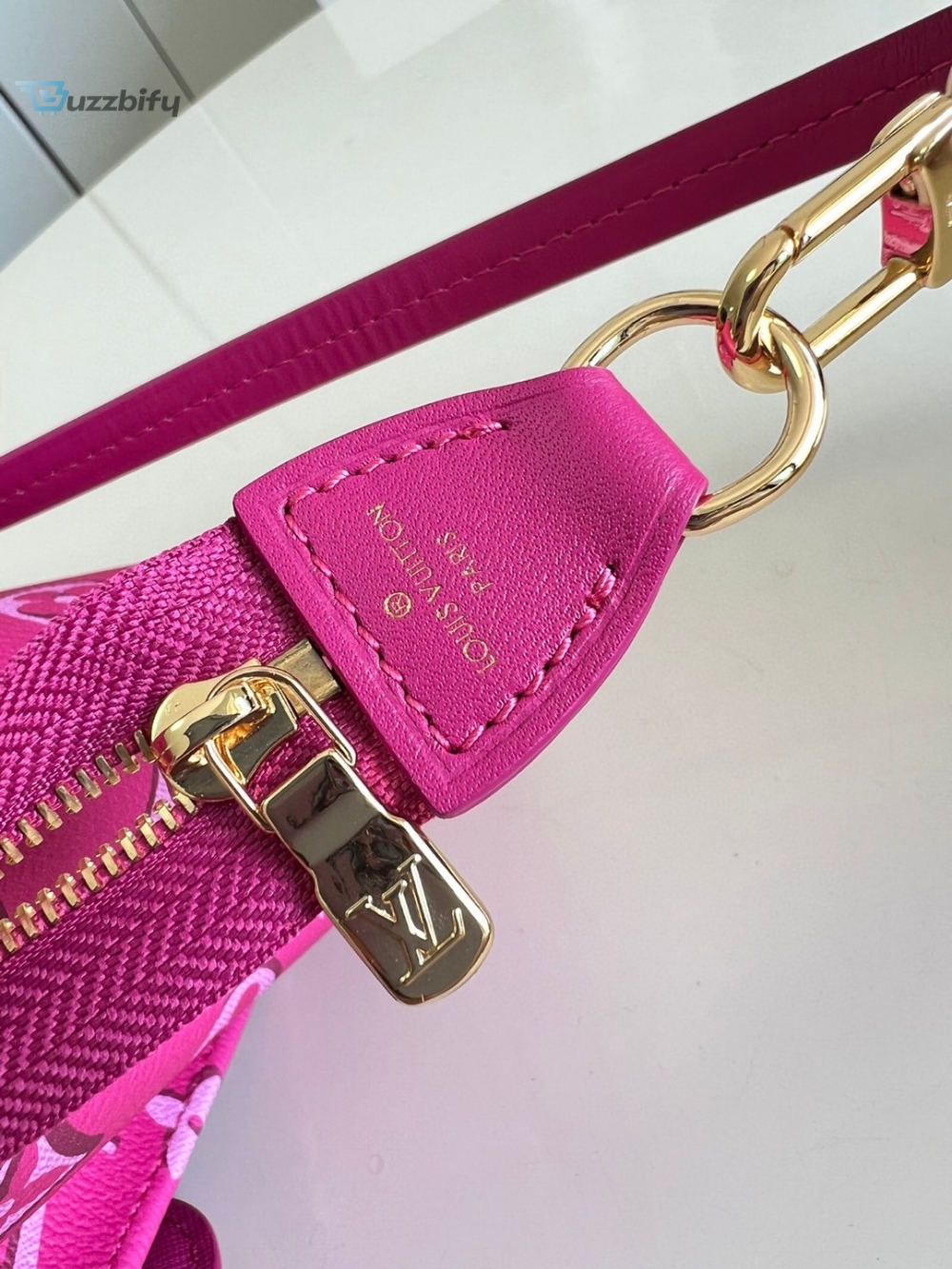 Louis Vuitton Maxi Multi Pochette Accessoires Handbag Pink For Women Womens Handbags Shoulder Bags And Crossbody Bags 9.3In27cm Lv M46161