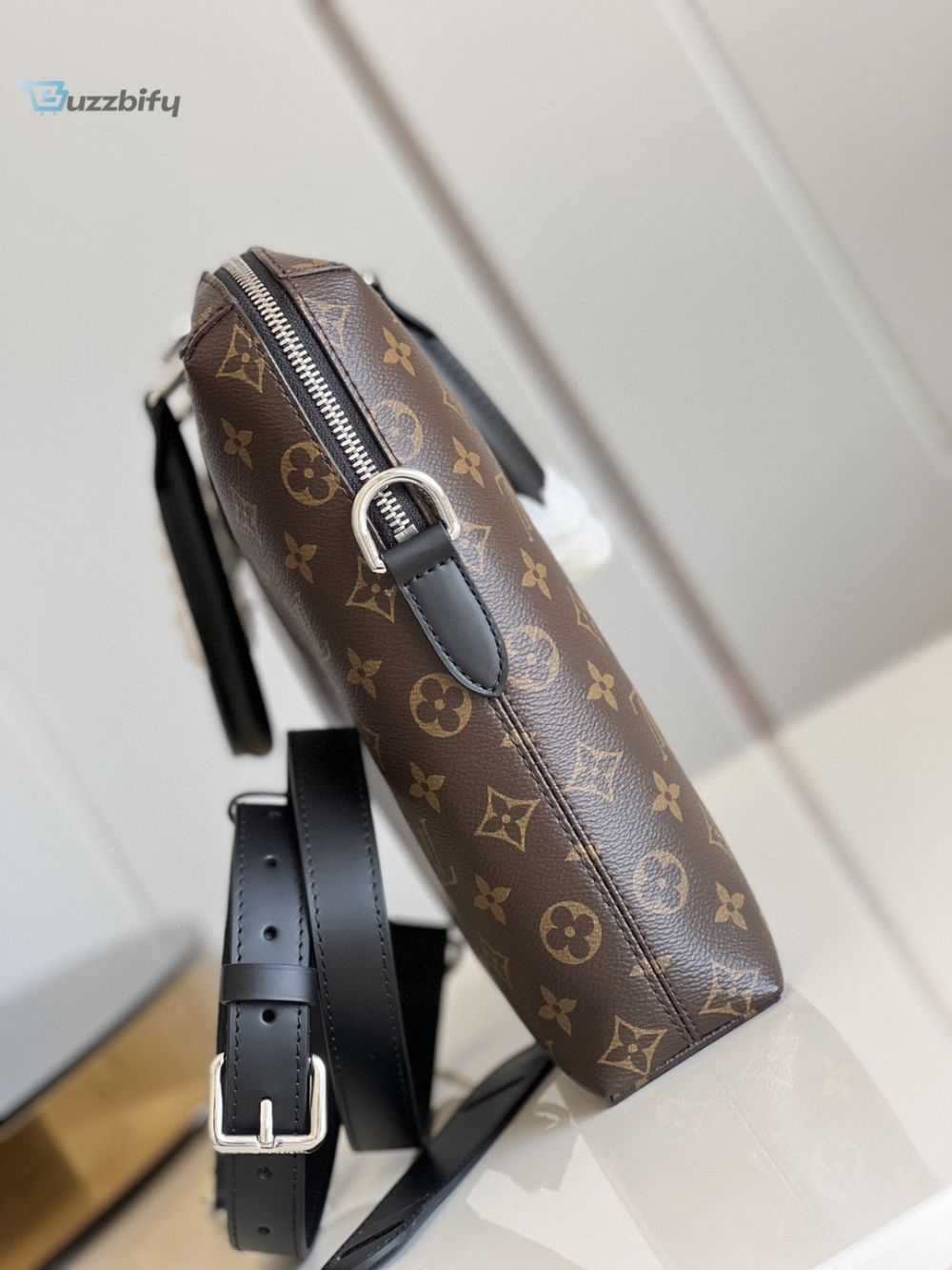 Louis Vuitton Porte Documents Jour Business Bag Monogram For Men, Men’s Bags, Shoulder And Crossbody Bags 14.6in/37cm LV
