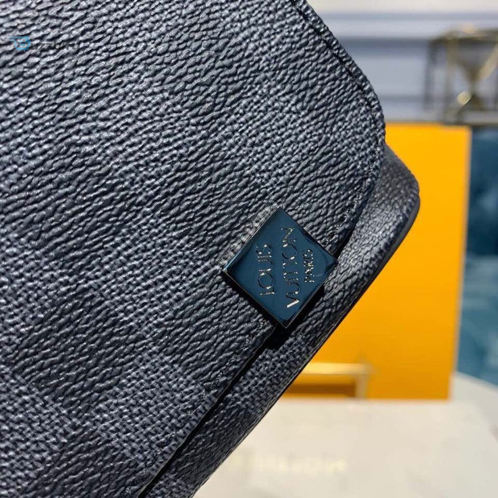 Louis Vuitton District PM Damier Graphite Canvas For Men, Men’s Bags, Shoulder And Crossbody Bags 9.8in/25cm LV N41028
