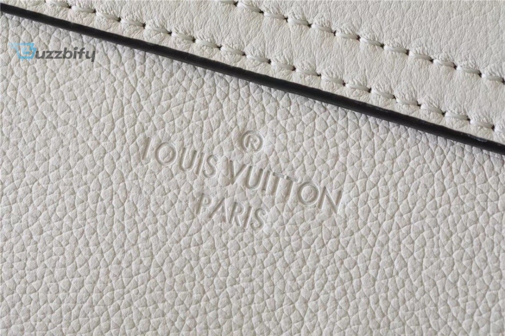 Louis Vuitton Lockme Tender White For Women Womens Handbags Shoulder And Crossbody Bags 7.5In19cm Lv 14 Louis Vuitton Lockme Tender White For Women, Women’s Handbags, Shoulder And Crossbody Bags 7.5in/19cm LV
