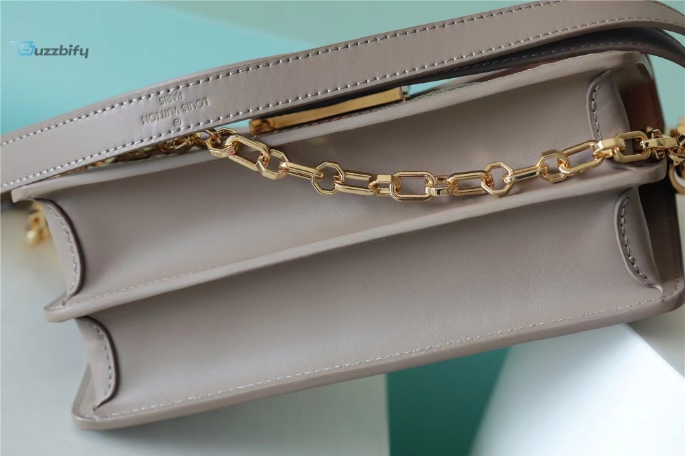 Louis Vuitton Dauphine East West Monogram Khaki For Women Womens Handbags Shoulder And Crossbody Bags 9.6In24.5Cm Lv 14 Louis Vuitton Dauphine East West Monogram Khaki For Women, Women’s Handbags, Shoulder and Crossbody Bags 9.6in/24.5cm LV