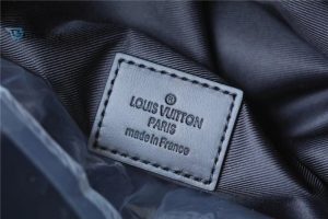 Louis Vuitton Discovery Backpack Damier Stripes Canvas Gradient Blue For Men Mens Bags 40Cm Lv M59913